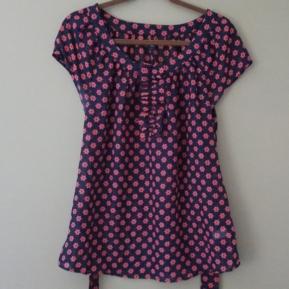GAP Tops - ❗5 for $15 | GAP Sheer Floral Blouse w/ Belt